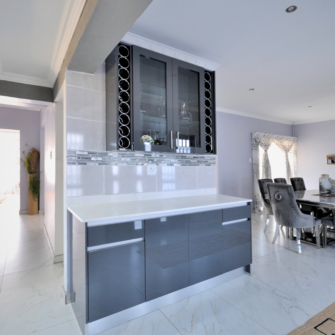 Homestead Square New